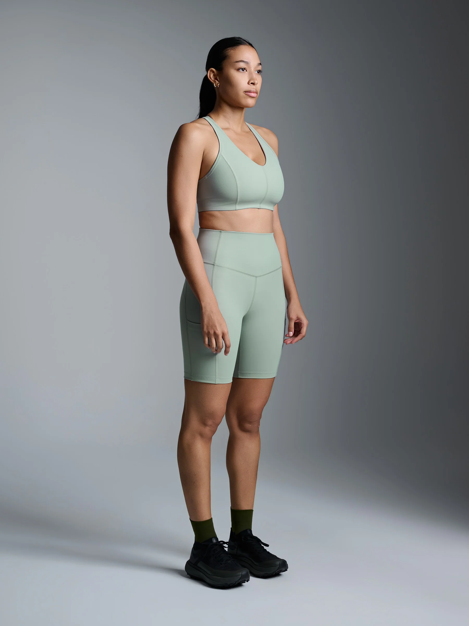 FEMME FATALE Sports Bra Fog - Image 4
